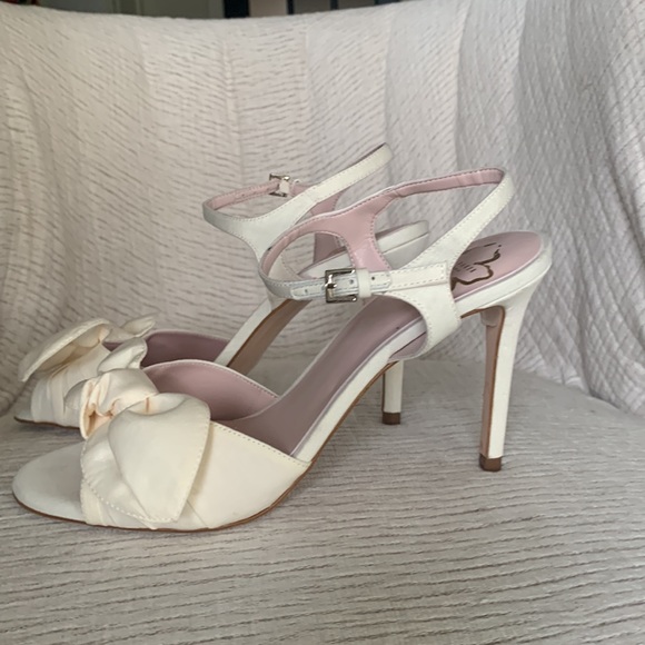 NWOT Ted Baker Heevia Satin Bow Ankle Strap Dress Heel Sandal - off white - Picture 9 of 14